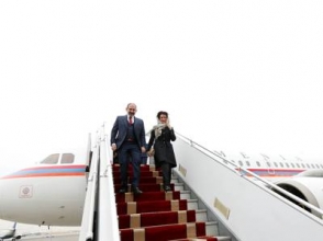 Никол Пашинян вместе с супругой прибыл с визитом в Иран (фото)